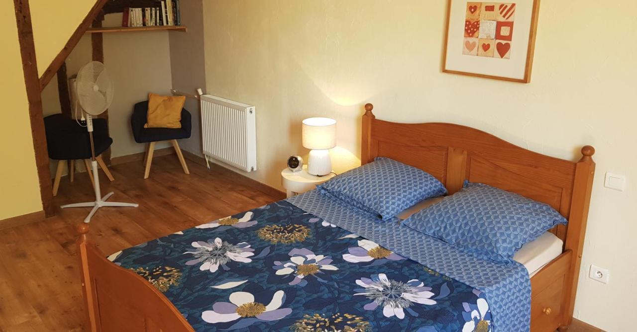La Parenthese Du Crieu-Valfred Bed and Breakfast La Tour-du-Crieu Εξωτερικό φωτογραφία